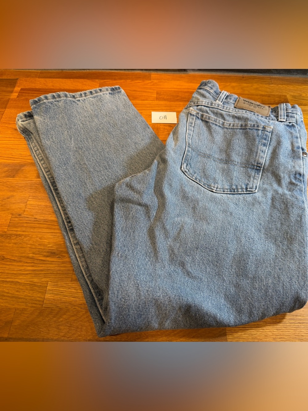 Wrangler Authentics Men's Light Blue Relaxed Fit Jeans- size 36X29. (011)